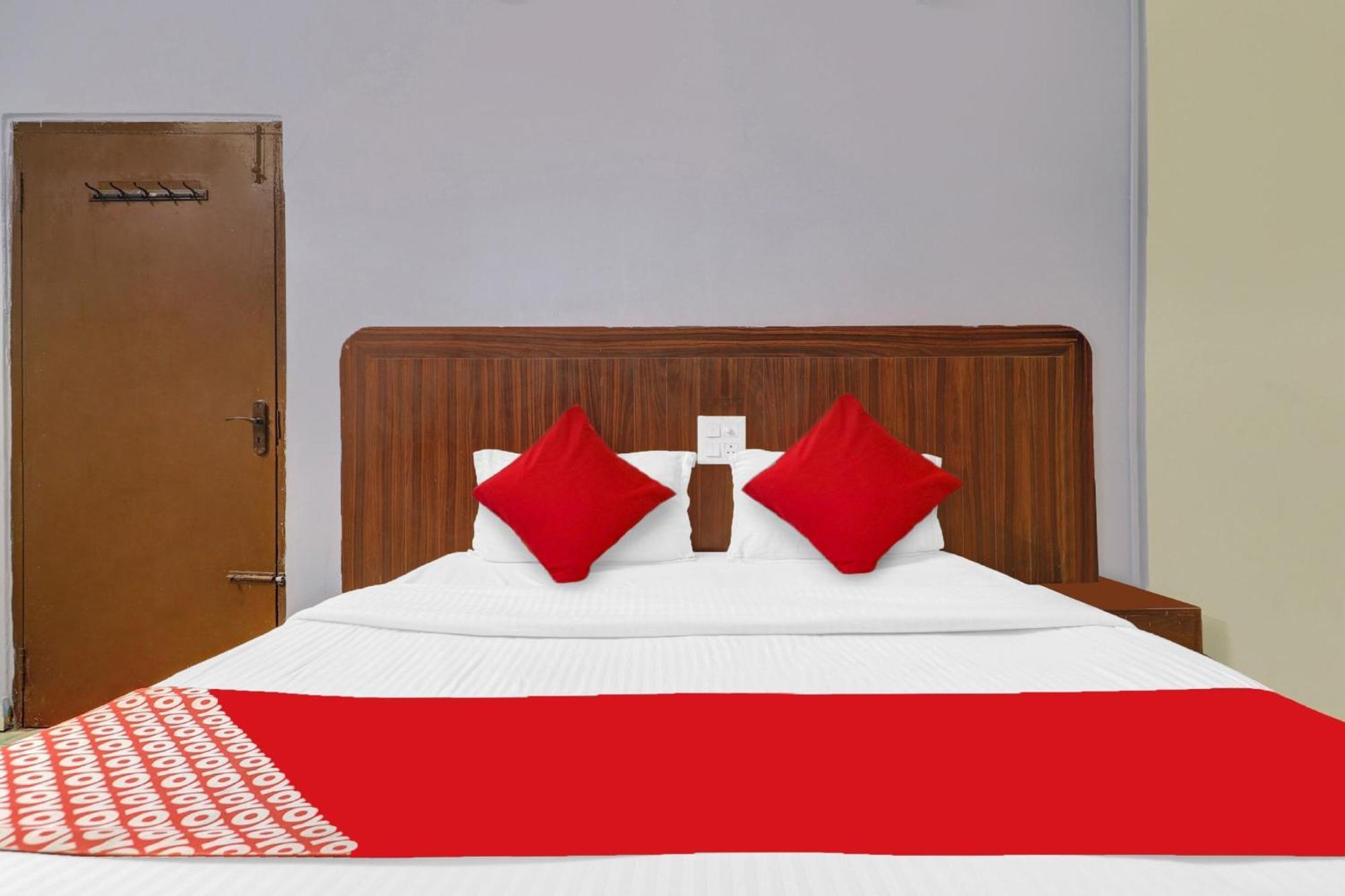 Hotel O Hrr Hotels Near Paradise Circle Secundurabad Εξωτερικό φωτογραφία