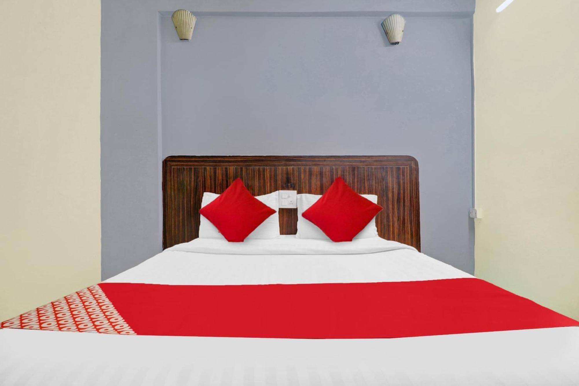 Hotel O Hrr Hotels Near Paradise Circle Secundurabad Εξωτερικό φωτογραφία